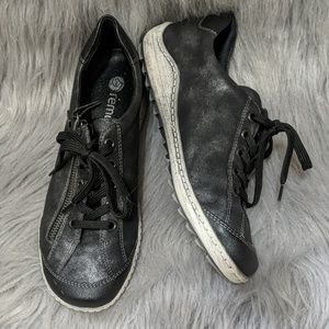 Remonte Leather Sneakers